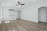 559 Elkhart Avenue - Photo 4