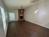 915 Cedarland Boulevard - Photo 3