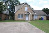 526 Glen Cove Street - Photo 1