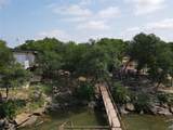 538 Oak Point - Photo 32
