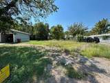 306 Pecan Street - Photo 2