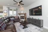513 Livia Street - Photo 6