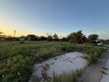 1731 Avenue H - Photo 2