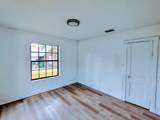 211 Watkins Street - Photo 16