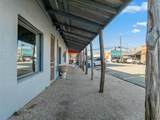 206 Brazos St - Photo 4