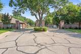 301 Village Circle - Photo 33