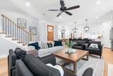 421 Proctor Avenue - Photo 3