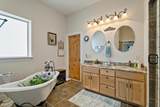 2801 Agnes Circle - Photo 21