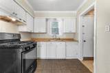 2209 Lee Street - Photo 7