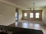 1122 Bellevue Drive - Photo 3