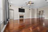 833 Greenwood Circle - Photo 10