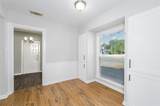 1924 Edgewood Terrace - Photo 11