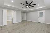 1642 Oxford Drive - Photo 18