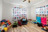 801 Oak Street - Photo 6