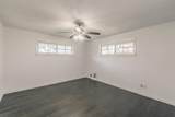 921 Bromwich Street - Photo 15