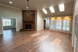 2727 Amherst Drive - Photo 11