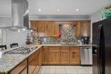 542 Houston Street - Photo 15