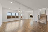 10305 Livestock Avenue - Photo 10