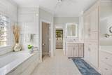 2230 Woodlands Circle - Photo 20
