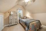 2230 Woodlands Circle - Photo 32