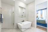 549 Lockhart Street - Photo 11