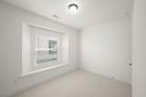 402 Crestview Drive - Photo 18