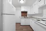 523 Travis Street - Photo 3