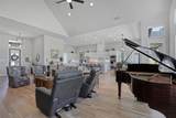 801 Lexington Lane - Photo 9