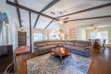 1506 Whiteoak Drive - Photo 7