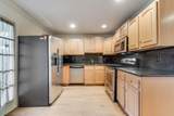 5226 Fleetwood Oaks Avenue - Photo 5