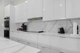 2425 Crossman Avenue - Photo 8