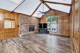 1421 Plantation Drive - Photo 4