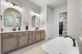 305 Alicia Court - Photo 21