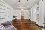 103 Crockett Street - Photo 4