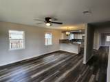 810 Jester Avenue - Photo 3