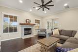 1915 Thornberry Drive - Photo 2