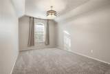 1017 Long Pointe Avenue - Photo 27