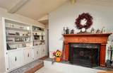 2626 Shoreline Drive - Photo 6