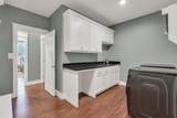 300 Bell Street - Photo 25