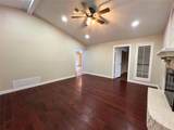 1756 Red Oak Circle - Photo 7