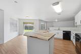 932 Robbins Way - Photo 8