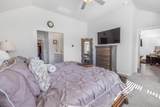 7518 Prairie Holly Lane - Photo 17