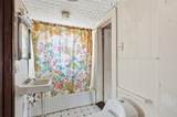 409 Henry Street - Photo 11