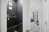 537 Loriner Way - Photo 20