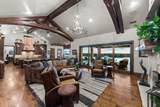1025 Pecan Ridge - Photo 7