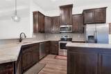 2112 Hill Crest Court - Photo 7