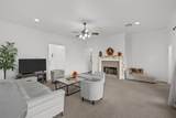 2916 Comanche Trail - Photo 4