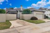 1020 Winterberry Lane - Photo 32