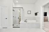 2020 Trebbiano Lane - Photo 24