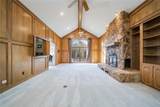 3199 Farm Road 2723 - Photo 16
